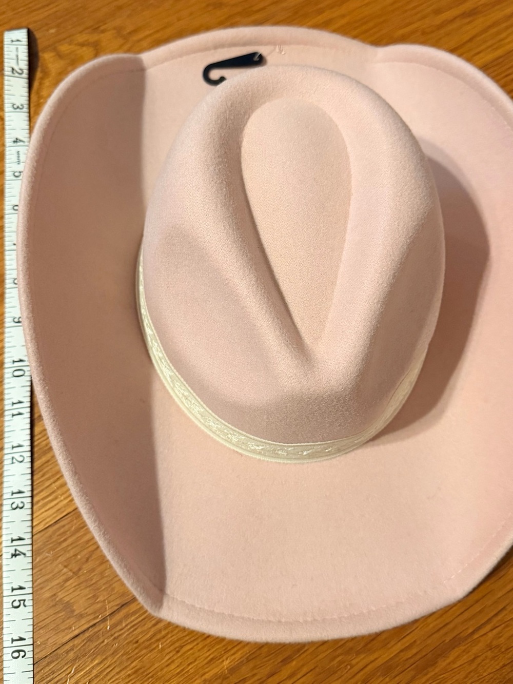 Altar’d State Brand New Pink Felt Cowboy/Cowgirl Hat with Decorative Ivory Band - Picture 6 of 9